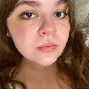 Meet your Posher, Maris